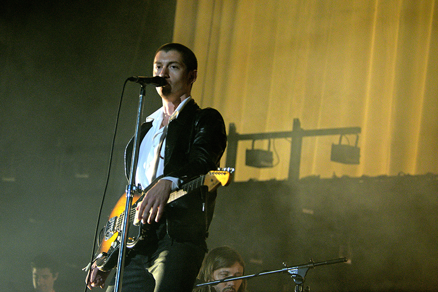 Arctic Monkeys Live Debut "Science Fiction" setlist.fm