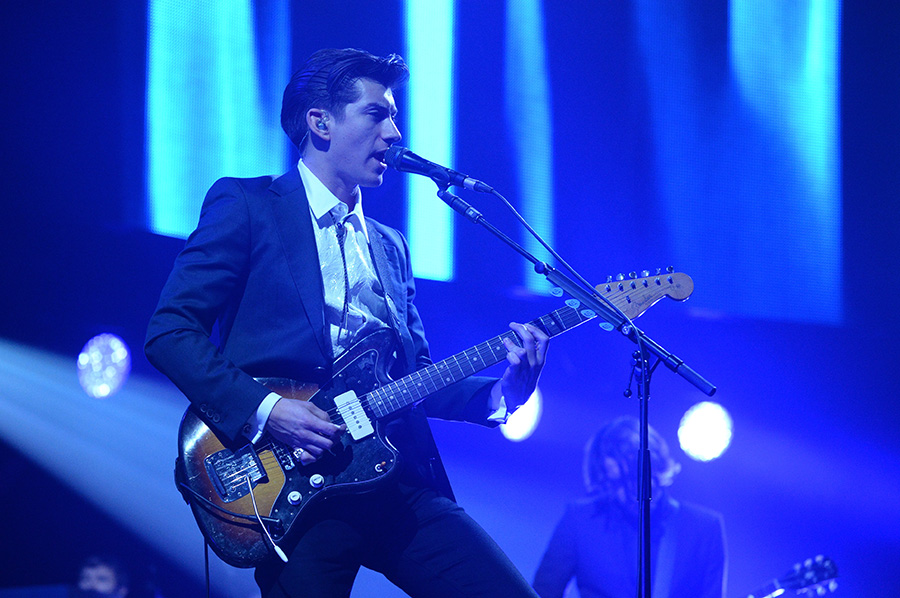 Setlist History Arctic Monkeys Debut Two Songs on "AM Tour" setlist.fm