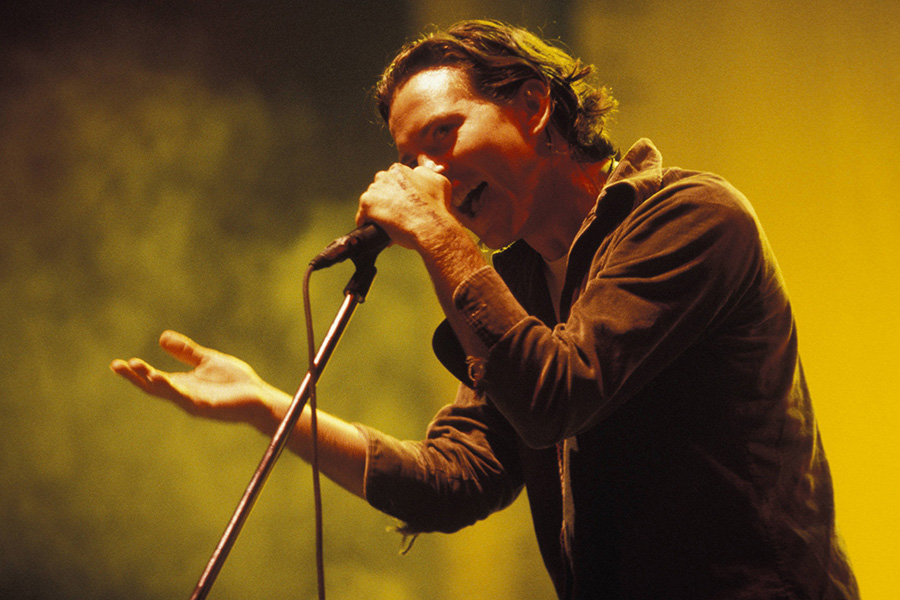 Eddie Vedder Played A Surprise Set On This Day in 1996 setlist.fm