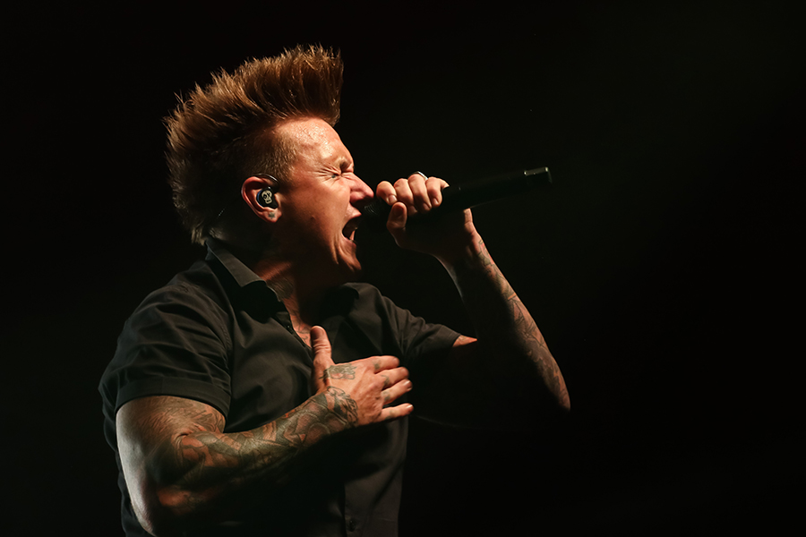 Papa Roach "Who Do You Trust?" Album Review | setlist.fm