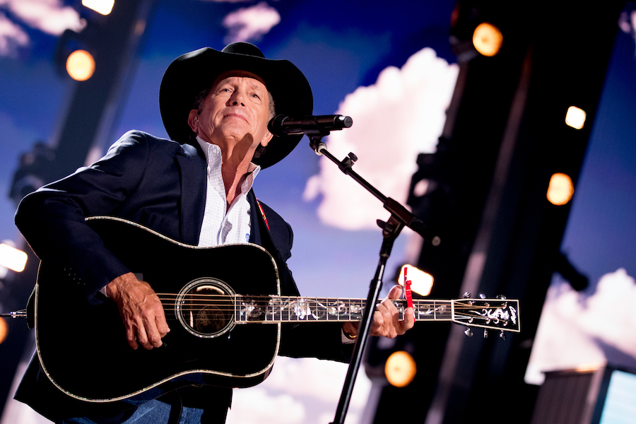 George Strait Perform 32-Song Setlists for 2019 Return to Texas ...