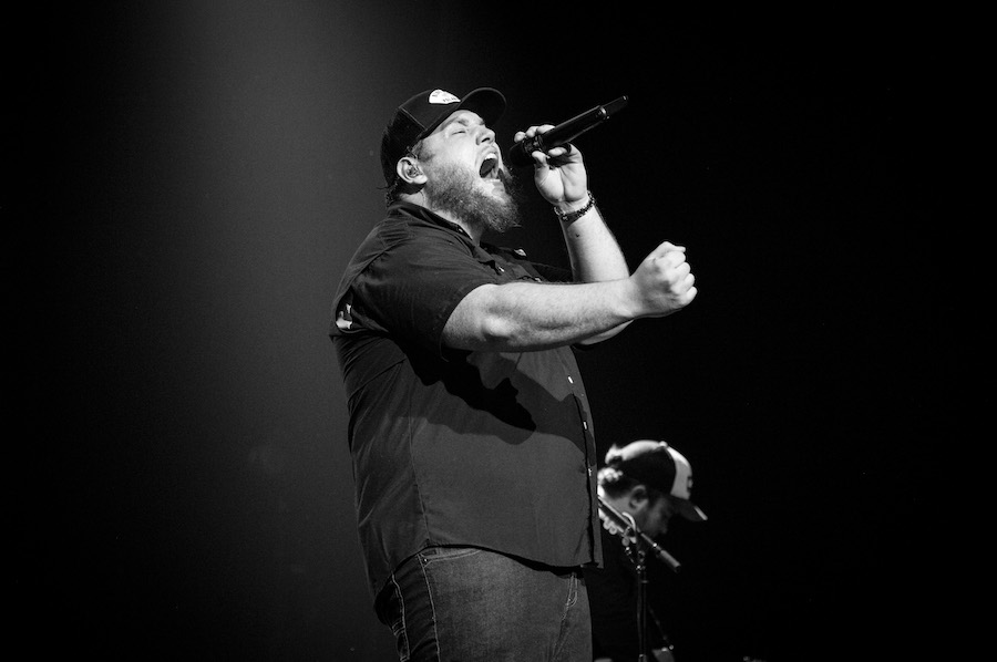 Setlist Psychic Songs We Think Luke Combs Will Play on 2020 Tour