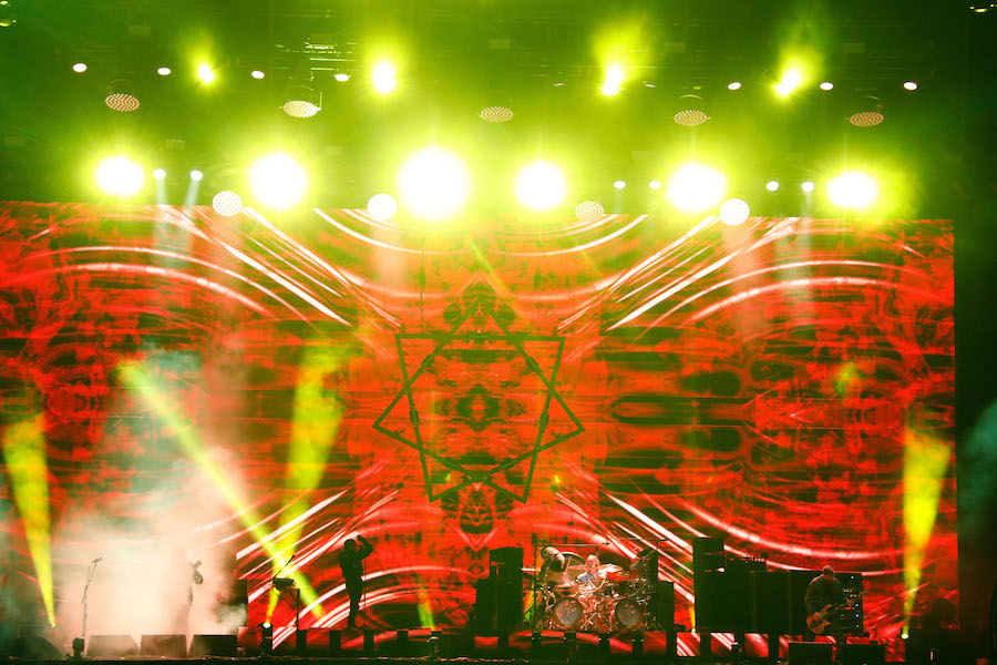 Tool Kickoff 2020 Tour w/ 14 Song Set, Pay Tribute to Neil Peart