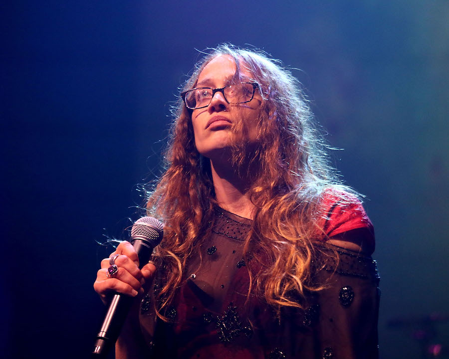 Fiona Apple Live Debuts Three "Fetch The Bolt Cutters" Tracks setlist.fm