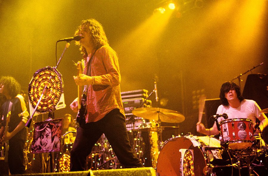 On This Day in 1993, The Flaming Lips Live Debuted 2 New Songs setlist.fm