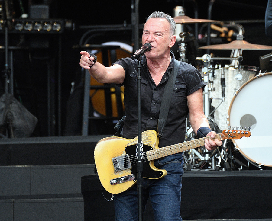 Bruce Springsteen Returns to Hyde Park Minus the British Drama setlist.fm