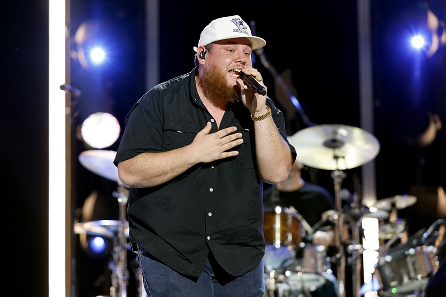 'Fast Car' History Luke Combs & Tracy Chapman Break Records setlist.fm