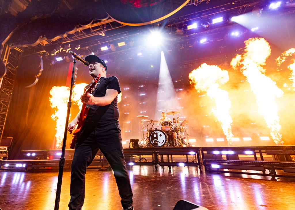 Fall Out Boy Wraps So Much For (Tour) Dust setlist.fm