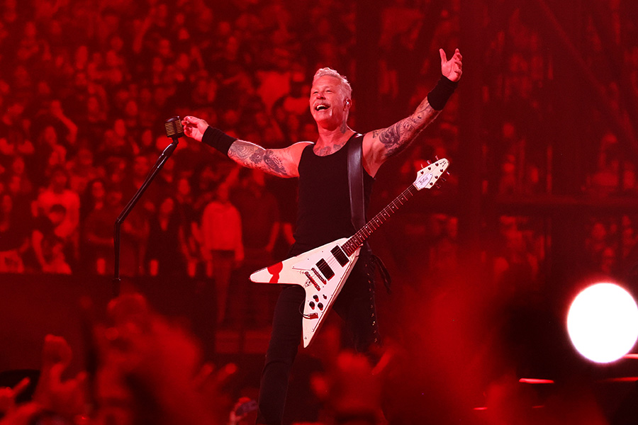 METALLICA Performs 'Too Far Gone?' For First Time Ever At Second East  Rutherford Concert During 'M72' Tour 