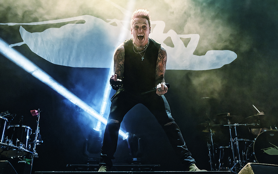 Oliver Anthony & Rock Acts Papa Roach And Shinedown Pay Tribute To