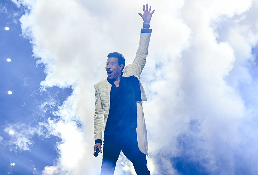 lionel richie tour video