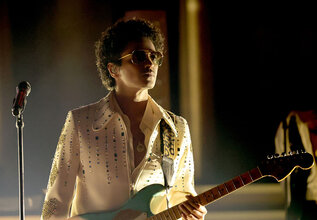 bruno mars tour 2012